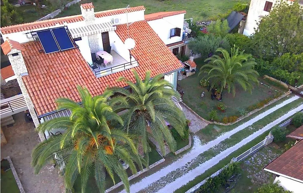 Apartments Bencic Premantura
