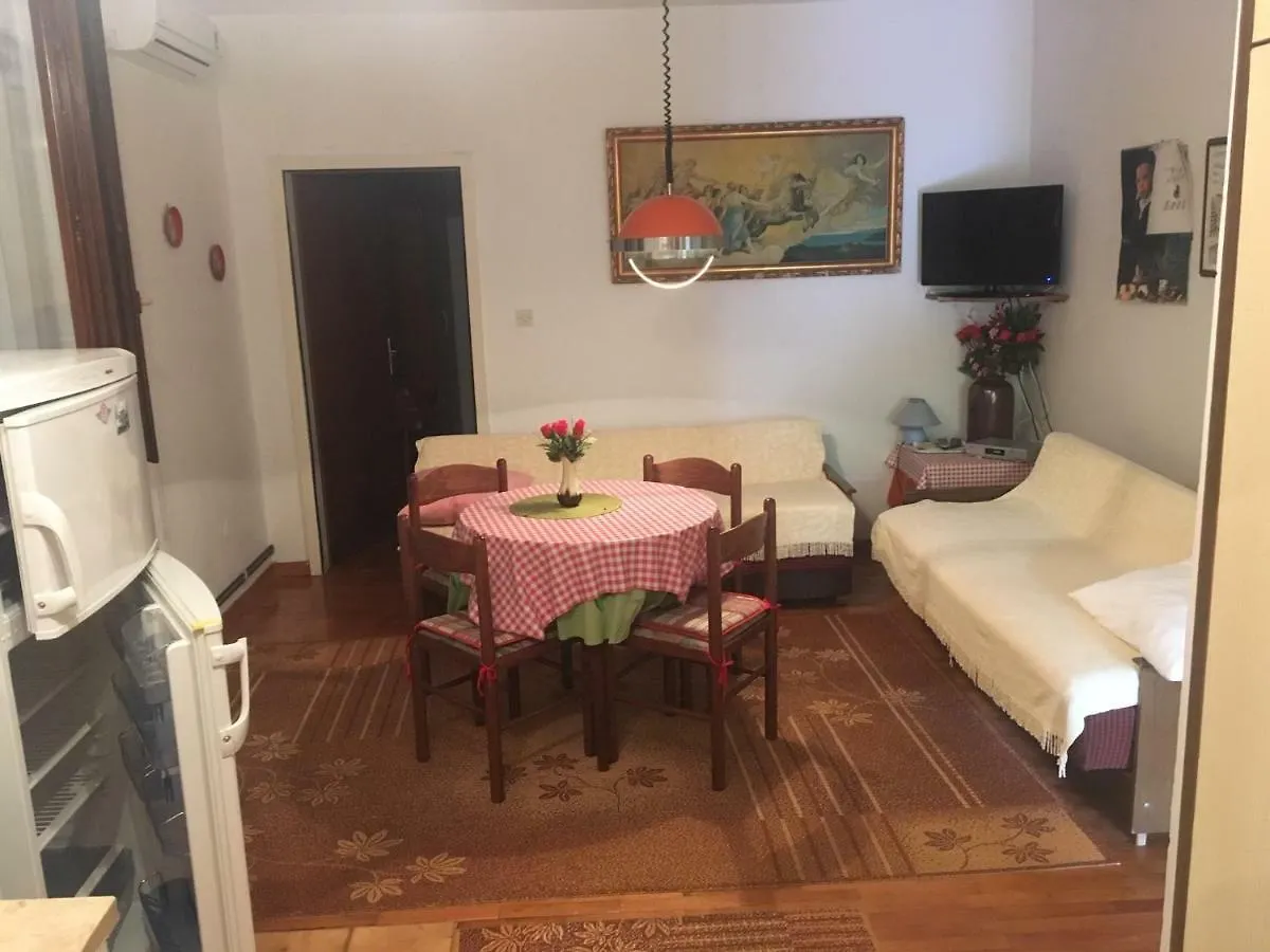 Apartments Bencic Premantura