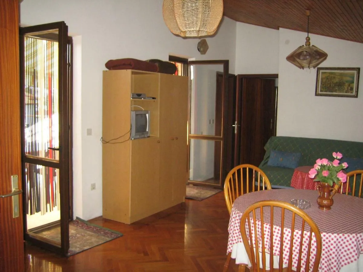 Apartments Bencic Premantura