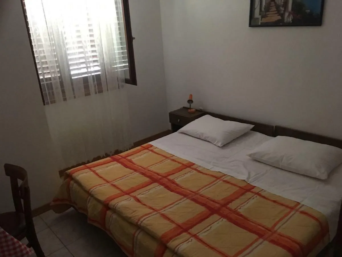 Apartments Bencic Premantura