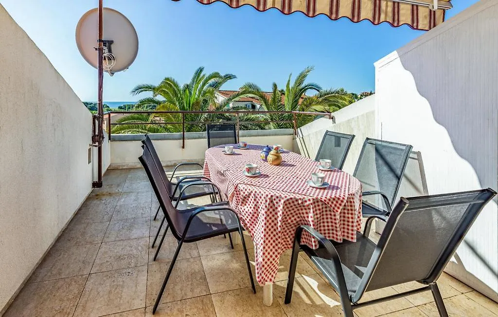 Apartments Bencic Premantura